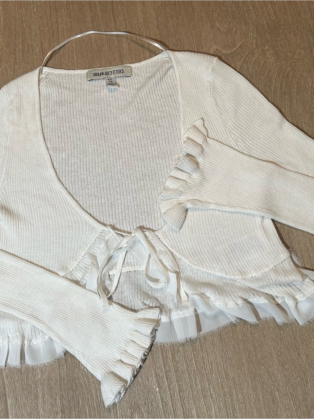 Urban Outfitters Cream Ruffle Tie-Front Crop Top XS